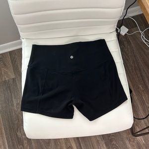 Lululemon Align High-rise Short 4”